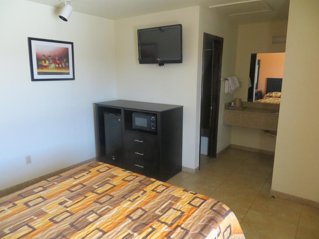 Bayshore Motel La Porte Rom bilde